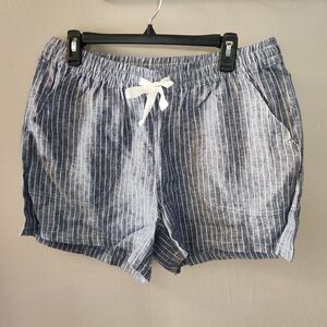Quince Linen Blue & White Pinstripe Shorts 3" Breezy Casual Pockets Lightweight